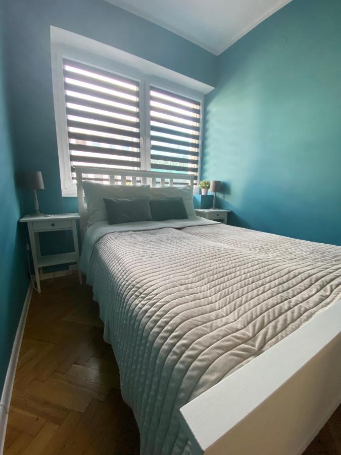 Hostel Pod Topolami زيلونا غورا المظهر الخارجي الصورة